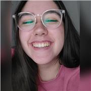 Prifesora con experiencia en niños de primaria. Puedo ayudar con cualquier materia, pero mi fuerte es el inglés.